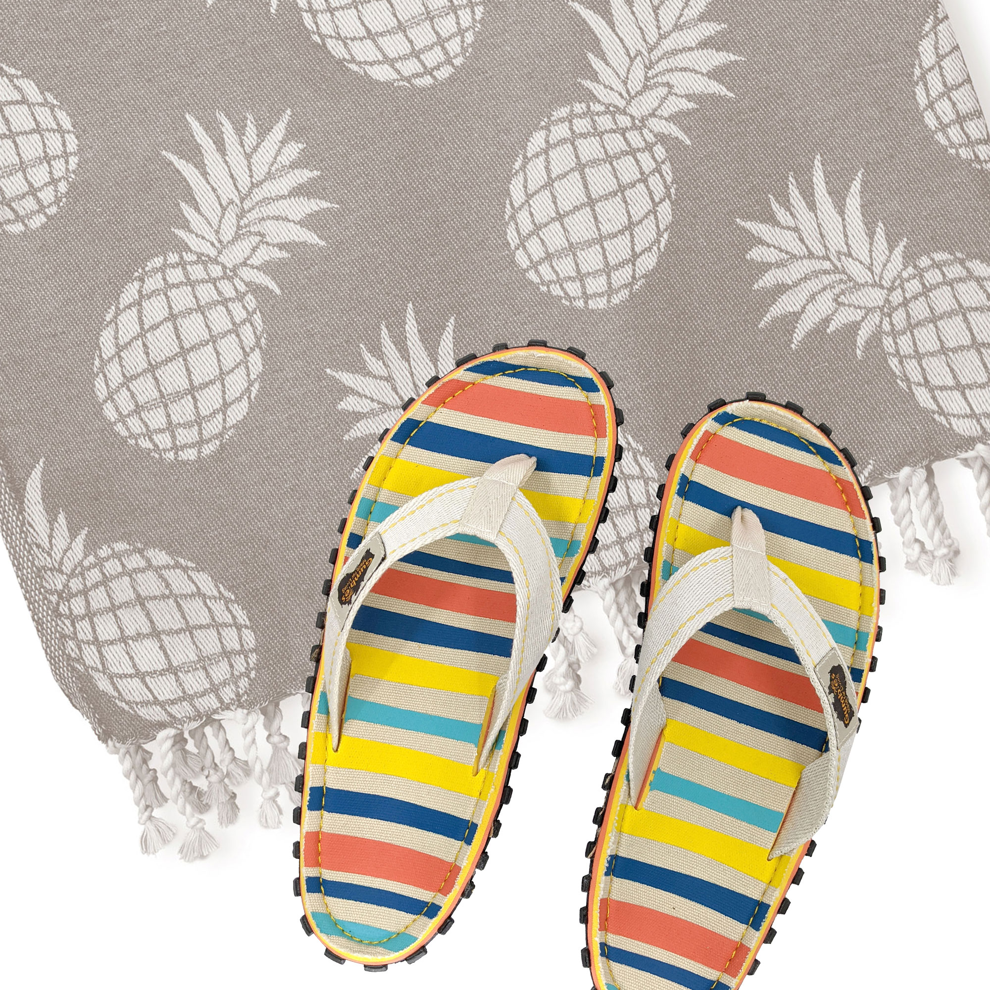 GUMBIES Zehentrenner Set – Beach Chair mit Strandtuch Ananas taupe