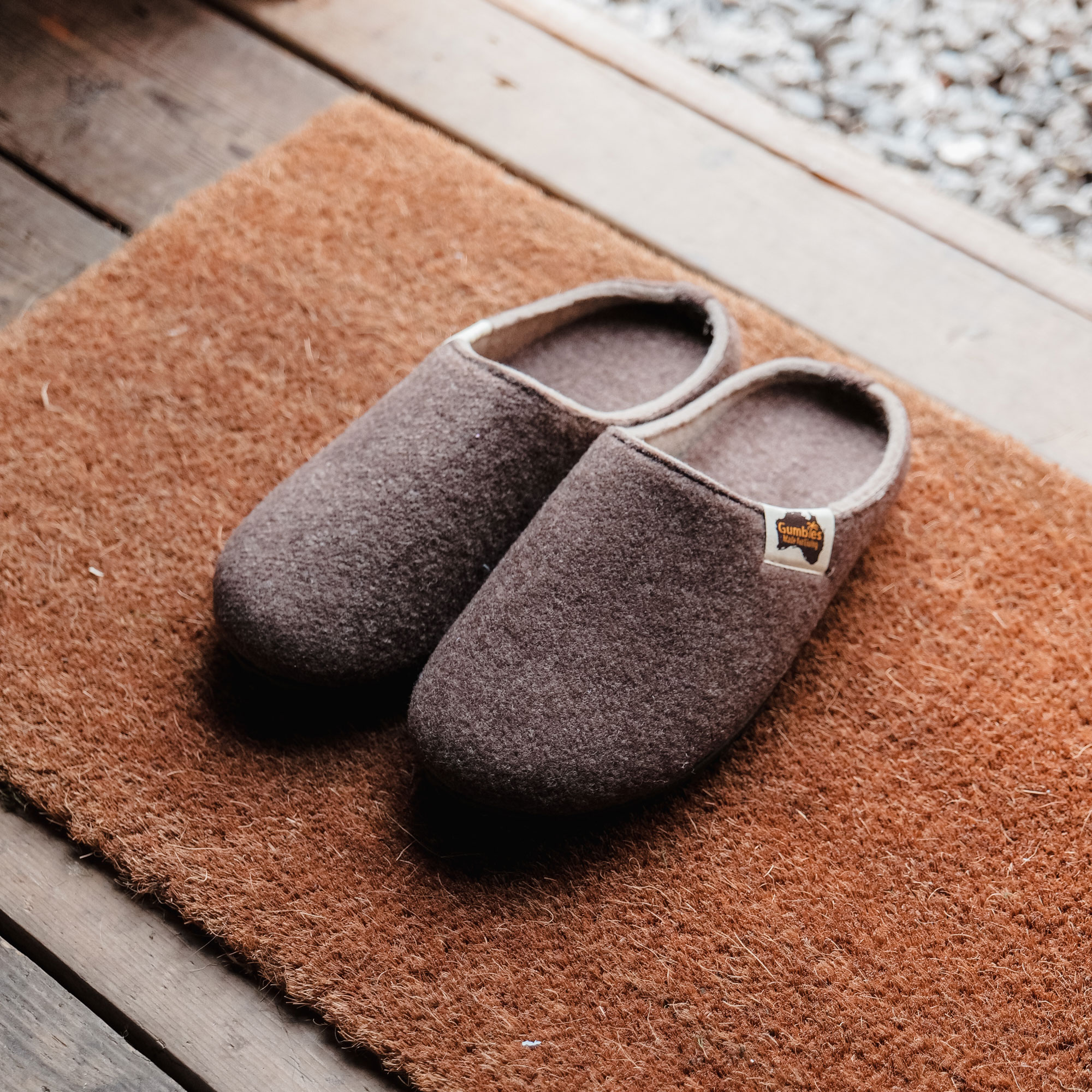 Chocolate Cream – Outback Slipper